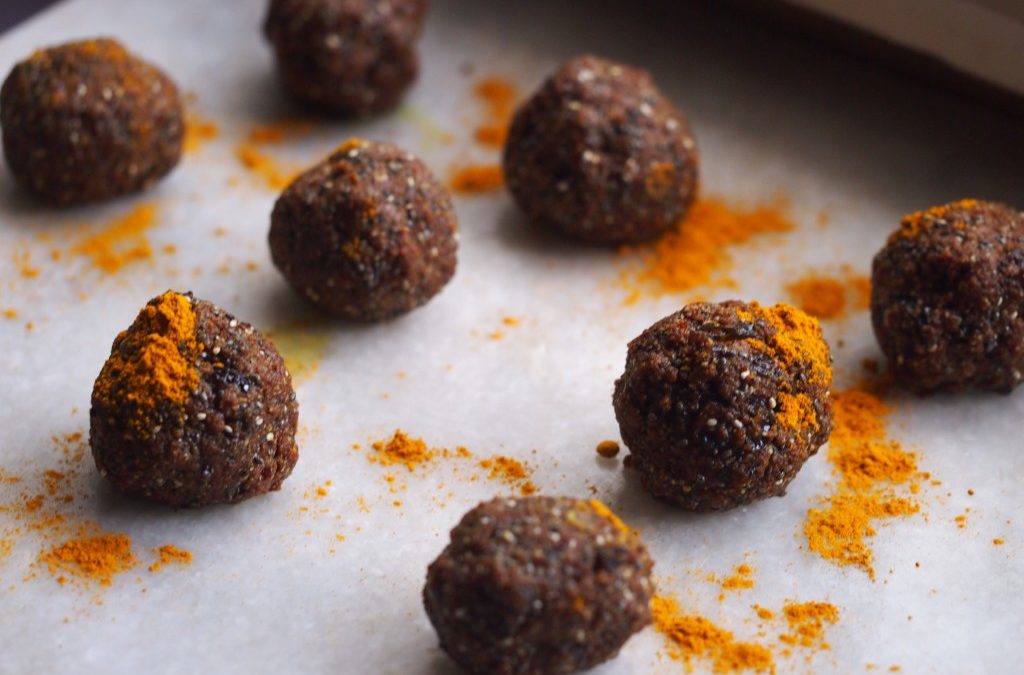 Spiced Super Energy Balls